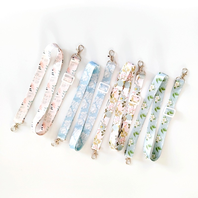 Crossbody Lanyard Neck Strap Case - ปรับยาวCrossbodyโทรศัพท์Lanyardพร้อมพวงกุญแจความงามดอกไม้พิมพ์สายคล้องคอสําหรับโทรศัพท์ID Cardผู้ถือกระเป๋า